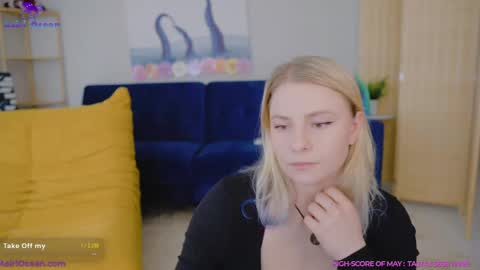 Snapshot of asiri_ocean chatting on May 26, 4:25 pm Asiri pronounced Ah-siri Please no nicknames 3 online show from May 26, 4:25 pm