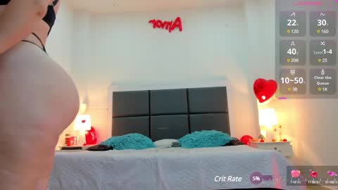  Aslhyn  online show from February 24, 7:30 pm