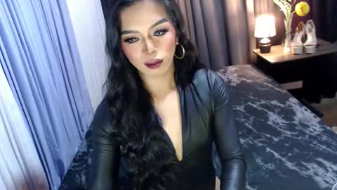 Snapshot of asmodeus_daughter chatting on October 15, 6:41 pm Margaux Miller online show from October 15, 6:41 pm