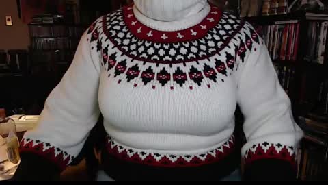 Snapshot of aspen_vale chatting on December 22, 9:42 pm Aspen Vale online show from December 22, 9:42 pm