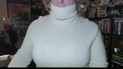 Snapshot of aspen_vale chatting on January 12, 9:51 pm Aspen Vale online show from January 12, 9:51 pm