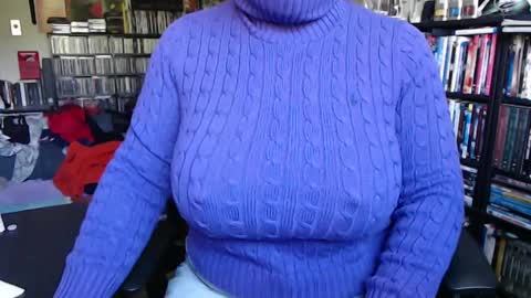 Snapshot of aspen_vale chatting on September 14, 1:32 pm Aspen Vale online show from September 14, 1:32 pm