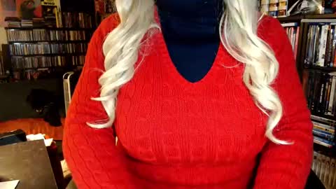 Snapshot of aspen_vale chatting on November 19, 2:00 am Aspen Vale online show from November 19, 2:00 am