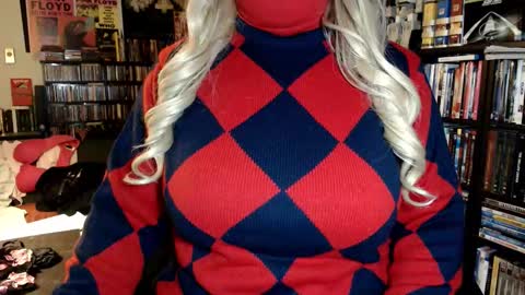 Snapshot of aspen_vale chatting on November 29, 2:36 am Aspen Vale online show from November 29, 2:36 am