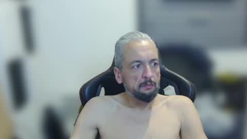 ass_squirter2000 online show from December 29, 5:33 pm