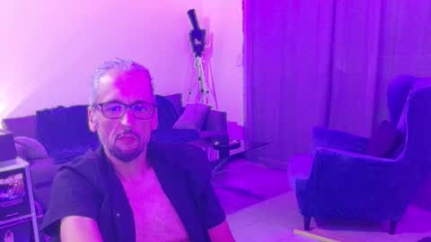 ass_squirter2000 online show from September 26, 6:45 pm