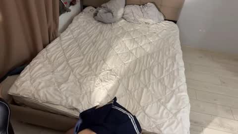 Cassie online show from December 18, 4:24 pm