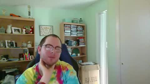 Snapshot of astg94 chatting on October 6, 5:54 pm Andrew or Smiley Read the message in bold above the bio design for info on the situation. online show from October 6, 5:54 pm