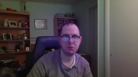 Snapshot of astg94 chatting on October 29, 1:19 am Andrew or Smiley Read the message in bold above the bio design for info on the situation. online show from October 29, 1:19 am