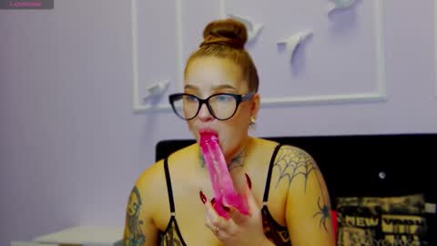 asti_glow online show from September 23, 4:48 am