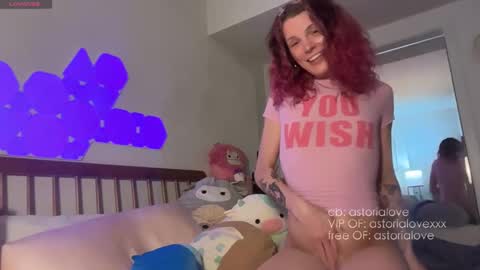 Snapshot of astorialove chatting on February 21, 3:07 am AstoriaLove online show from February 21, 3:07 am