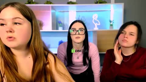 astra opal online show from February 3, 7:30 pm