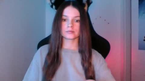 Snapshot of astradream_ chatting on March 10, 10:26 pm astradream_ online show from March 10, 10:26 pm