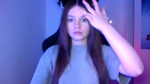 Snapshot of astradream_ chatting on March 23, 10:36 pm astradream_ online show from March 23, 10:36 pm