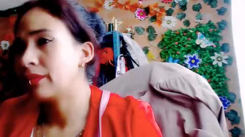 astrid_hauser66 online show from December 17, 7:20 pm