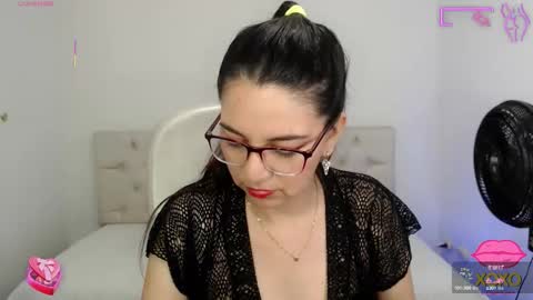 camila  online show from October 11, 3:39 am