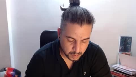Snapshot of astton_nick chatting on December 26, 5:58 am Nick Astton online show from December 26, 5:58 am