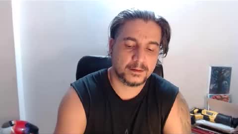 Snapshot of astton_nick chatting on December 27, 2:58 am Nick Astton online show from December 27, 2:58 am