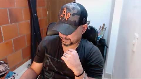 Snapshot of astton_nick chatting on January 22, 2:48 am Nick Astton online show from January 22, 2:48 am