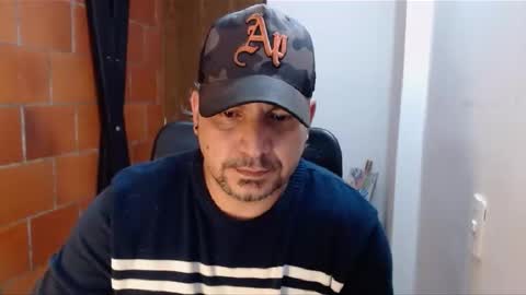 Snapshot of astton_nick chatting on January 30, 3:00 am Nick Astton online show from January 30, 3:00 am