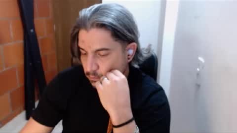 Snapshot of astton_nick chatting on February 7, 6:14 am Nick Astton online show from February 7, 6:14 am