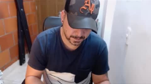 Snapshot of astton_nick chatting on February 9, 6:43 am Nick Astton online show from February 9, 6:43 am