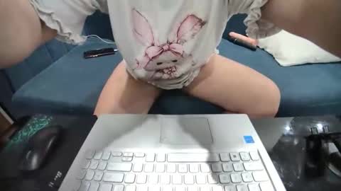 asuka_9x online show from May 13, 10:49 pm
