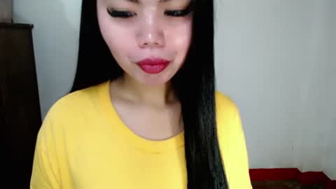 Snapshot of asuna_charming chatting on October 16, 2:07 pm asuna_charming online show from October 16, 2:07 pm