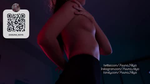 Asuna Niiya - online show from January 12, 6:35 pm