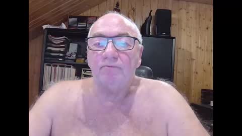 Snapshot of asusandy chatting on February 19, 10:50 pm asusandy online show from February 19, 10:50 pm