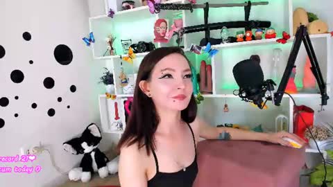 Snapshot of asya_sweet_ chatting on July 28, 7:15 pm Anastasia online show from July 28, 7:15 pm