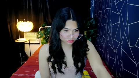 atashakendall online show from May 5, 1:57 am