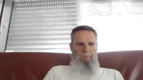Snapshot of atatanka chatting on August 6, 8:16 am atatanka online show from August 6, 8:16 am