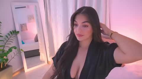 Snapshot of atena676 chatting on July 27, 12:50 am atena676 online show from July 27, 12:50 am