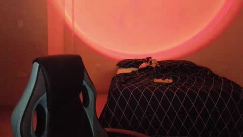 Snapshot of atenas__05 chatting on October 14, 9:21 am atenas online show from October 14, 9:21 am