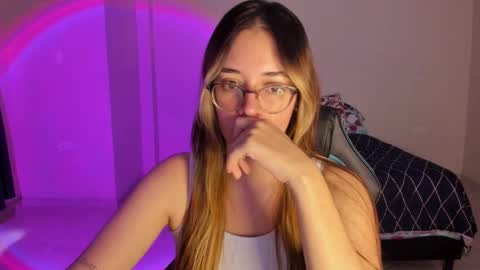 atenas online show from November 8, 9:24 pm