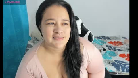 Snapshot of atenea_19_ chatting on June 6, 9:36 am atenea_19_ online show from June 6, 9:36 am