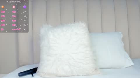 Snapshot of atenea_roberts chatting on January 29, 5:40 am ATENEA ROBERTS Sofia online show from January 29, 5:40 am