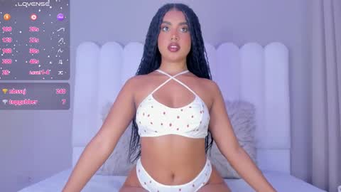 Snapshot of atenea_roberts chatting on September 18, 4:53 pm ATENEA ROBERTS Sofia online show from September 18, 4:53 pm