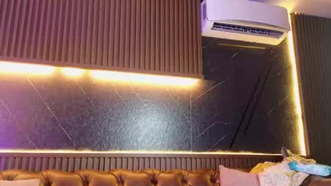 Athenea sky  online show from February 8, 8:29 am