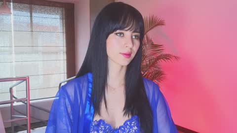 Snapshot of ateneasantacruz chatting on February 1, 8:05 pm Atenea online show from February 1, 8:05 pm