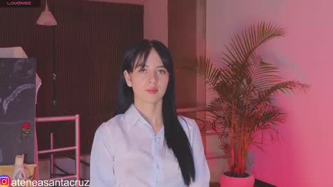 Snapshot of ateneasantacruz chatting on February 27, 12:10 am Atenea online show from February 27, 12:10 am