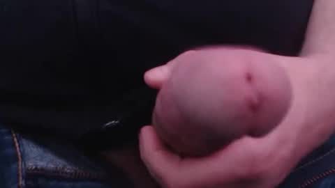 ateuout online show from October 15, 6:57 am