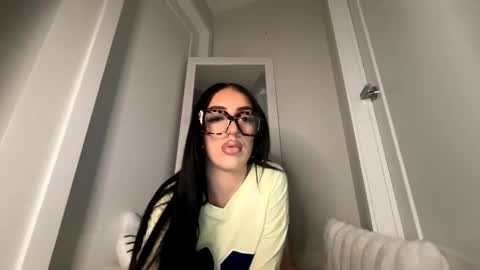 athena40573 online show from February 11, 12:15 am