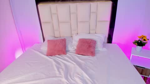 Snapshot of athenea__fox chatting on October 11, 11:20 am athenea__fox online show from October 11, 11:20 am