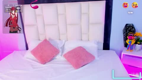 Snapshot of athenea__fox chatting on October 24, 11:39 am athenea__fox online show from October 24, 11:39 am