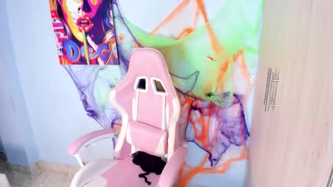 Snapshot of athenea__fox chatting on October 30, 11:55 am athenea__fox online show from October 30, 11:55 am