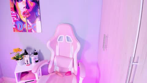 Snapshot of athenea__fox chatting on November 24, 11:54 am athenea__fox online show from November 24, 11:54 am