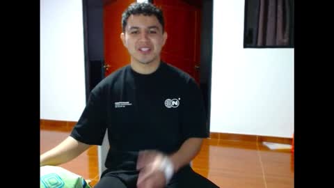 Robin online show from November 27, 10:23 pm