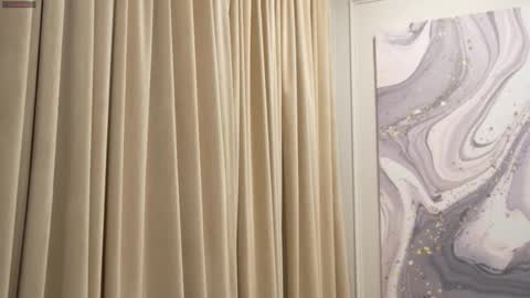 Snapshot of atlantis_is_calling_sos chatting on September 24, 8:01 pm Tony online show from September 24, 8:01 pm